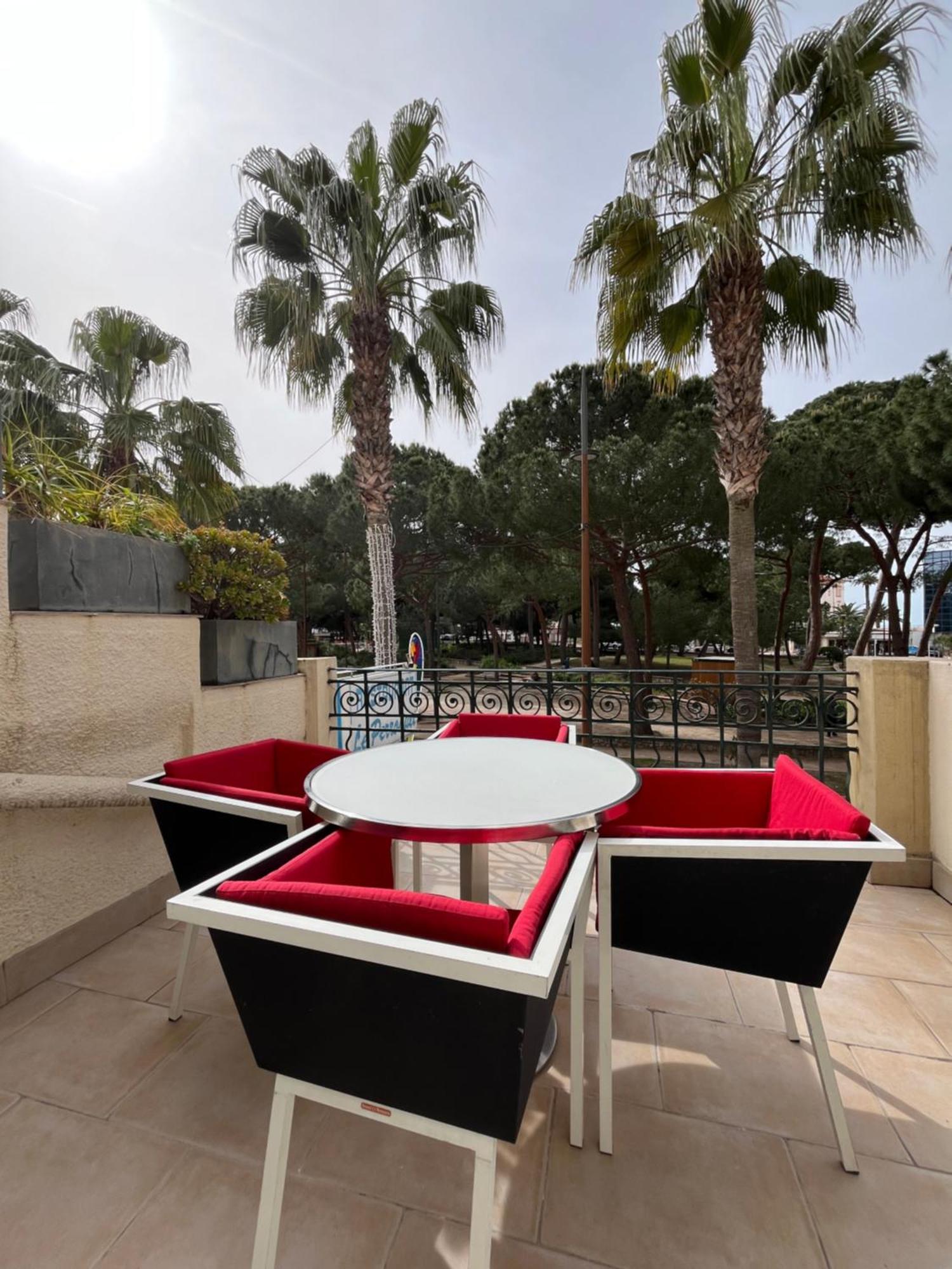 Appartement Sur La Pinede A Juan Les Pins Antibes Exterior photo