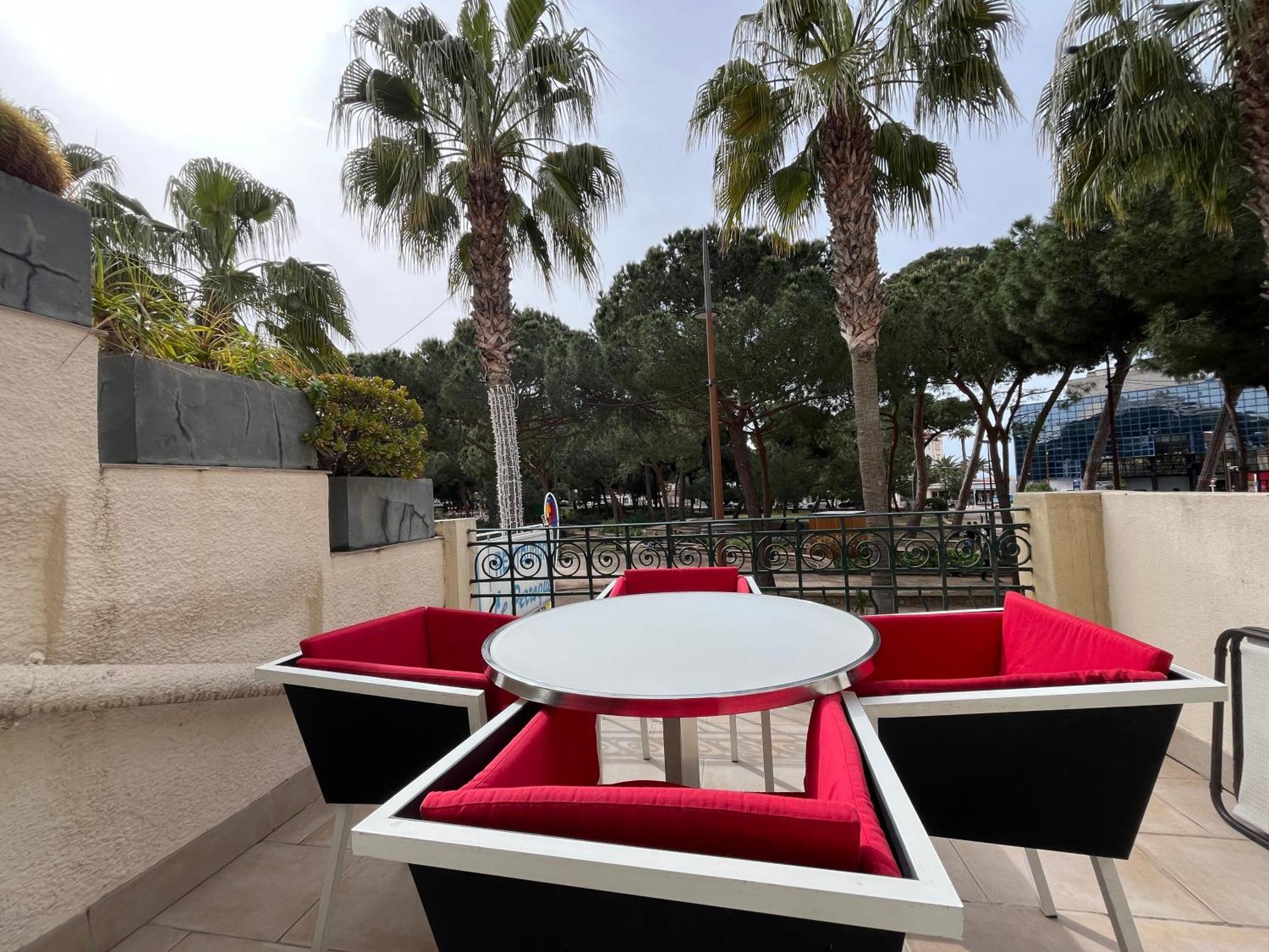 Appartement Sur La Pinede A Juan Les Pins Antibes Exterior photo